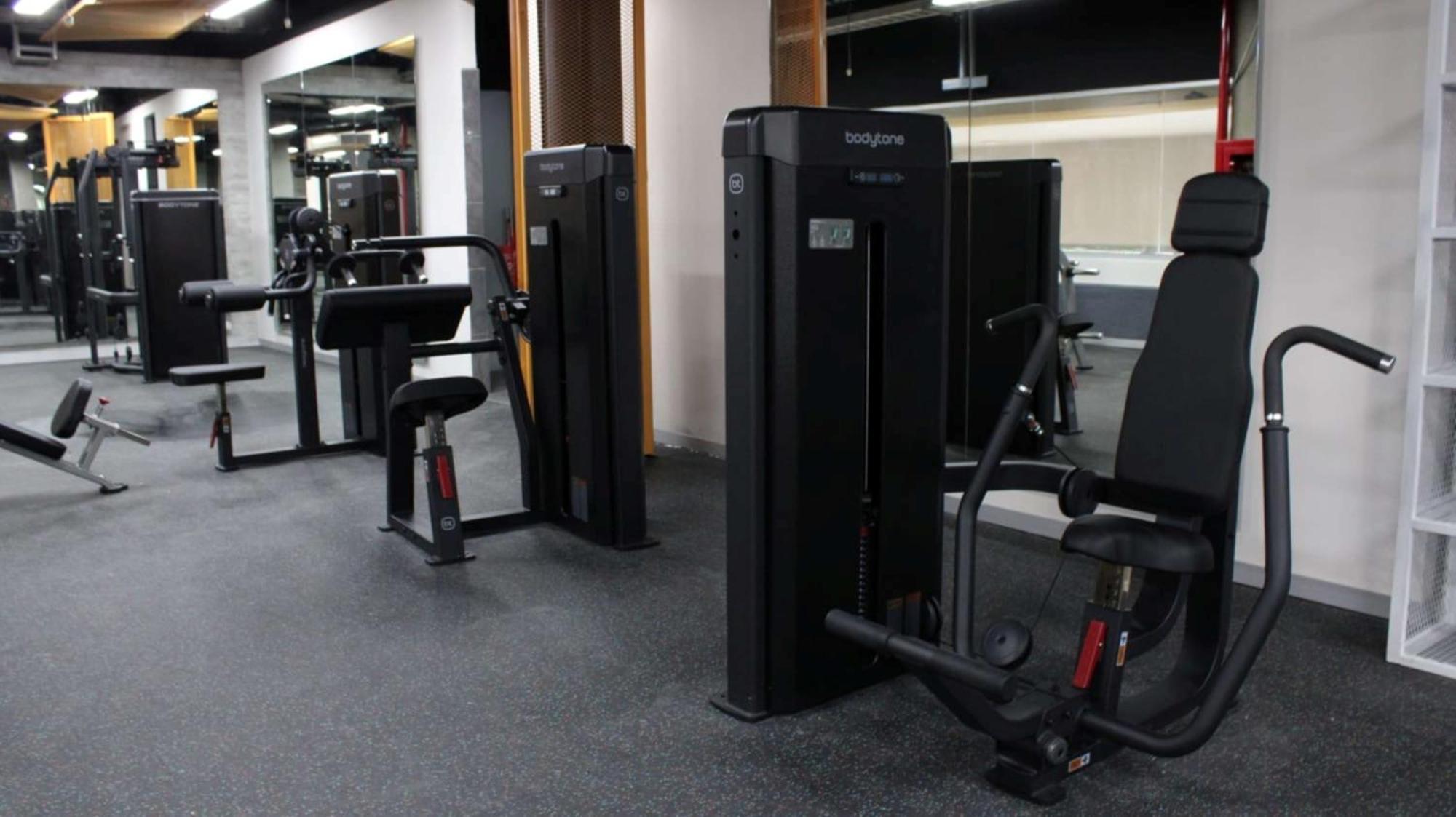 Grand Cantalagua Hotel Morelia, BW Signature Collection Exterior foto A leg press machine
